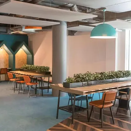 Student Only Classic Ensuite Point Campus Dublin