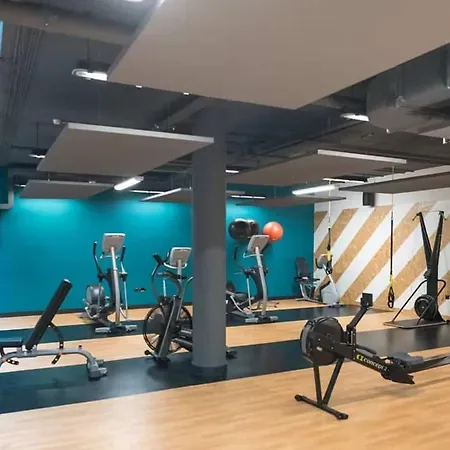 Student Only Classic Ensuite Point Campus Apartman