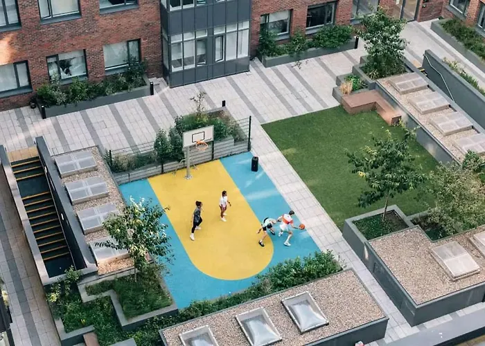 Student Only Classic Ensuite Point Campus